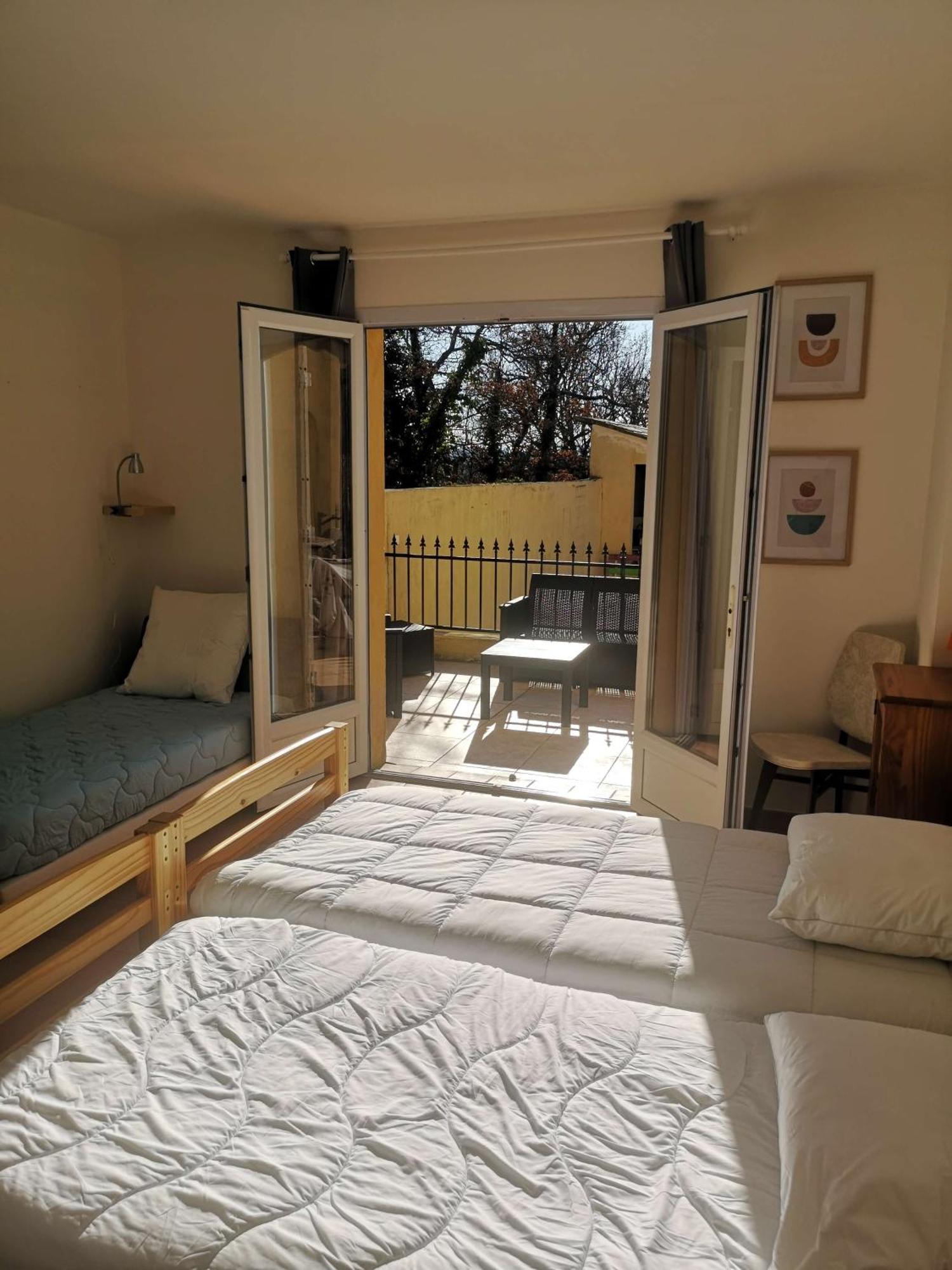 Bed and Breakfast Chez Tata à Régusse Extérieur photo